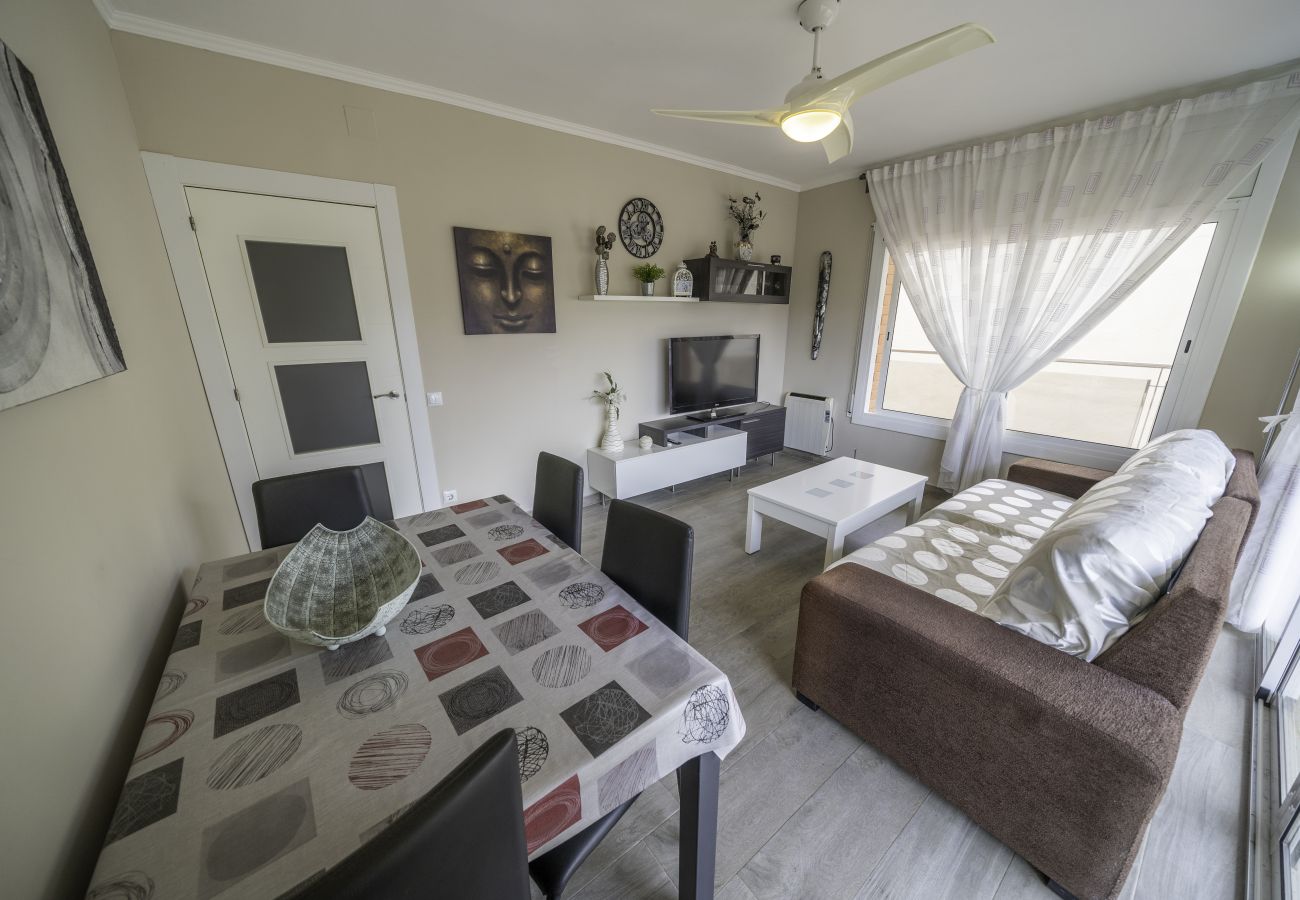 Apartamento en Pineda de Mar - HomeHolidaysRentals Maritim V - Costa Barcelona