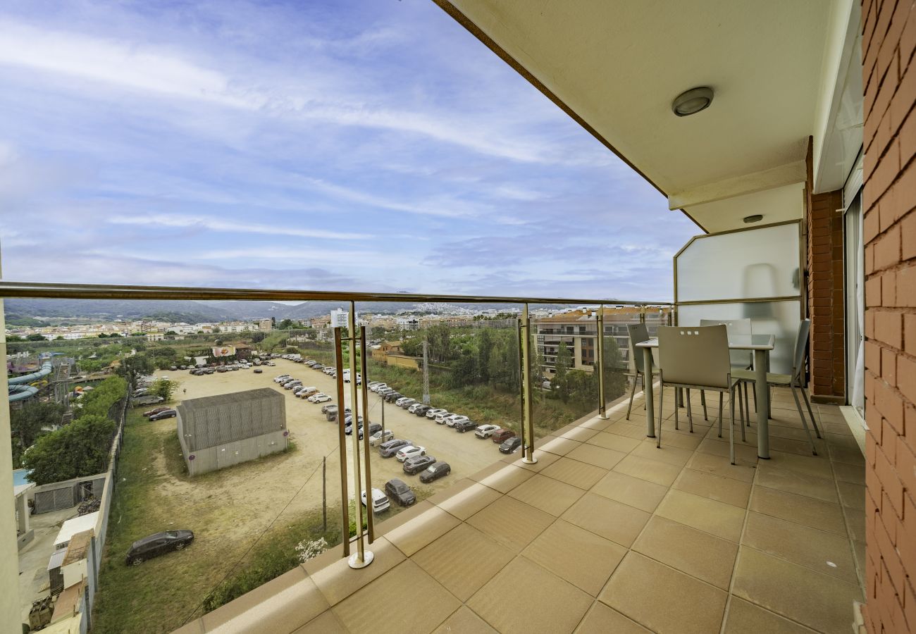 Apartamento en Pineda de Mar - HomeHolidaysRentals Maritim V - Costa Barcelona