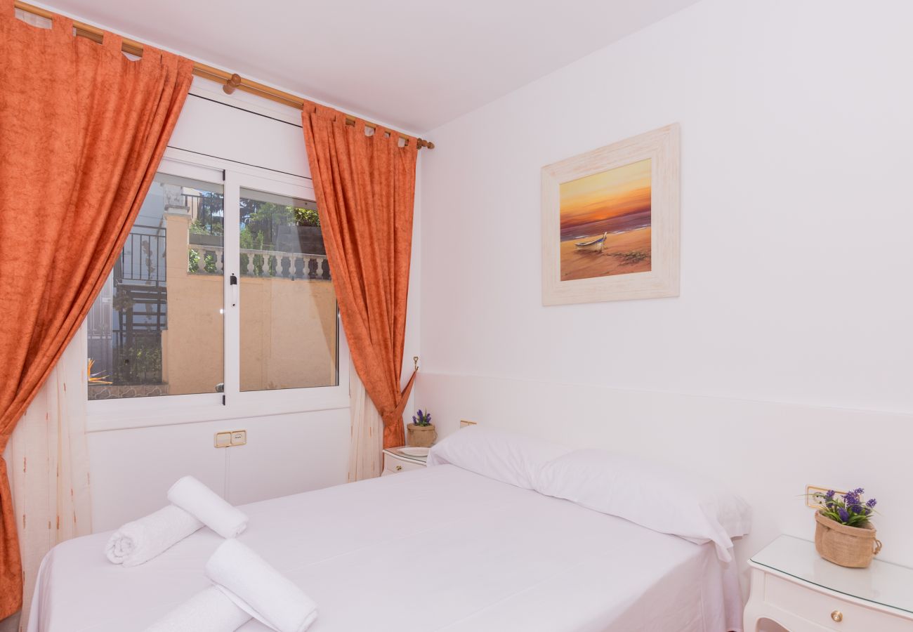 Apartamento en Sant Cebrià de Vallalta - HomeHolidaysRentals Aube - Costa Barcelona