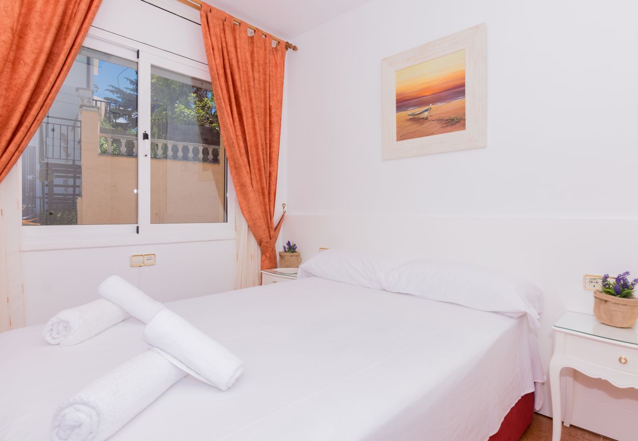 Apartamento en Sant Cebrià de Vallalta - HomeHolidaysRentals Aube - Costa Barcelona