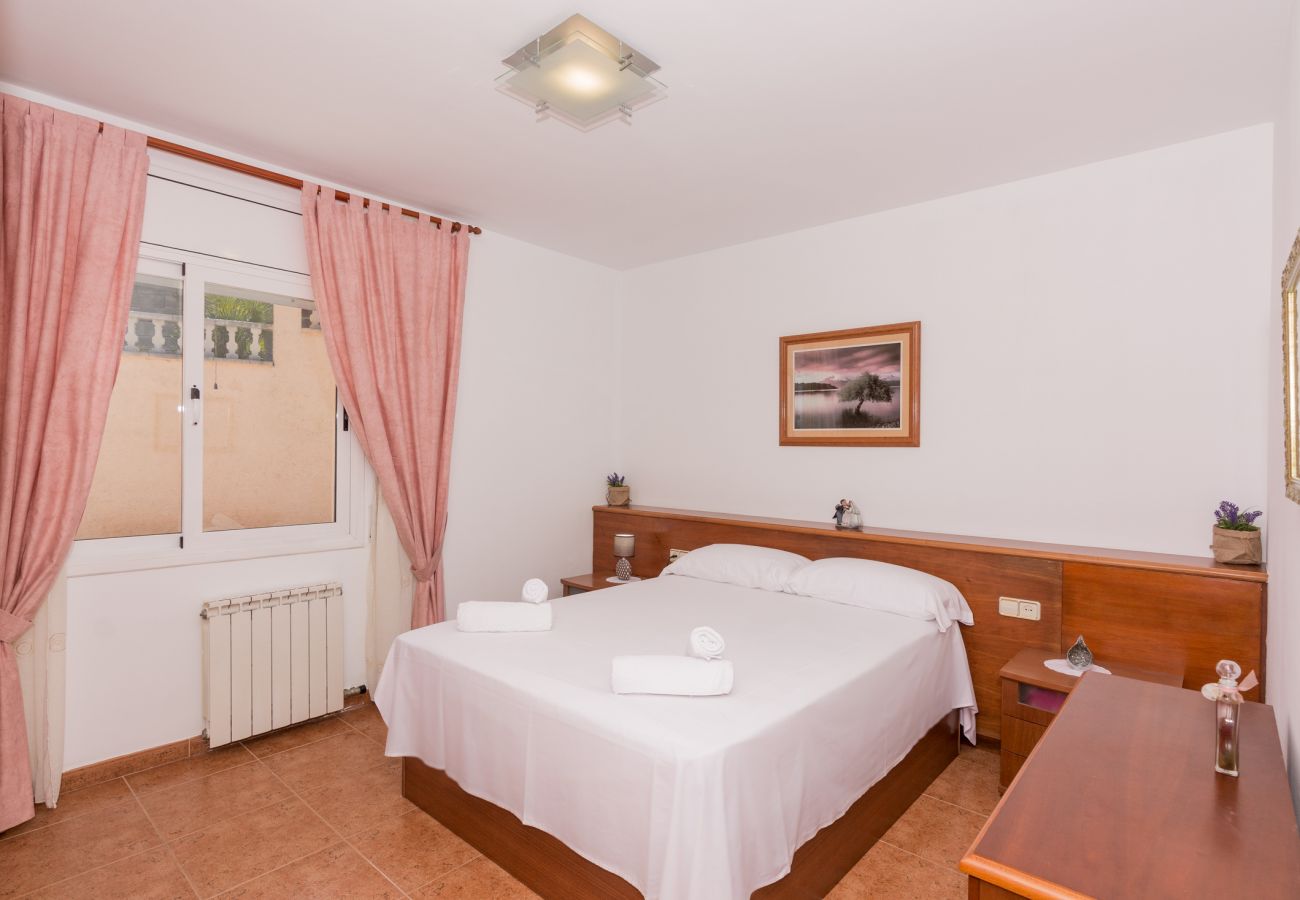 Apartamento en Sant Cebrià de Vallalta - HomeHolidaysRentals Aube - Costa Barcelona