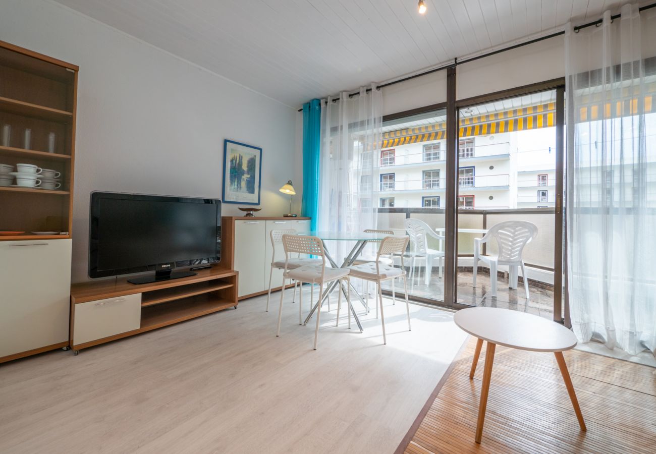 Apartamento en Malgrat de Mar - HomeHolidaysRentals Brizna -Costa Barcelona