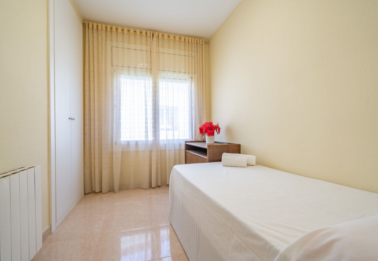 Apartamento en Pineda de Mar - HomeHolidaysRentals Dona - Costa Barcelona