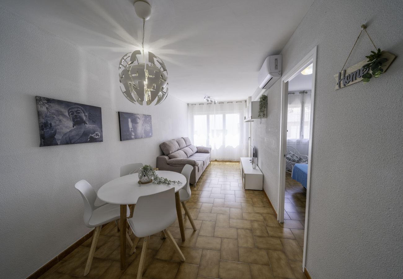 Apartamento en Pineda de Mar - HomeHolidaysRentals Sarah - Costa Barcelona