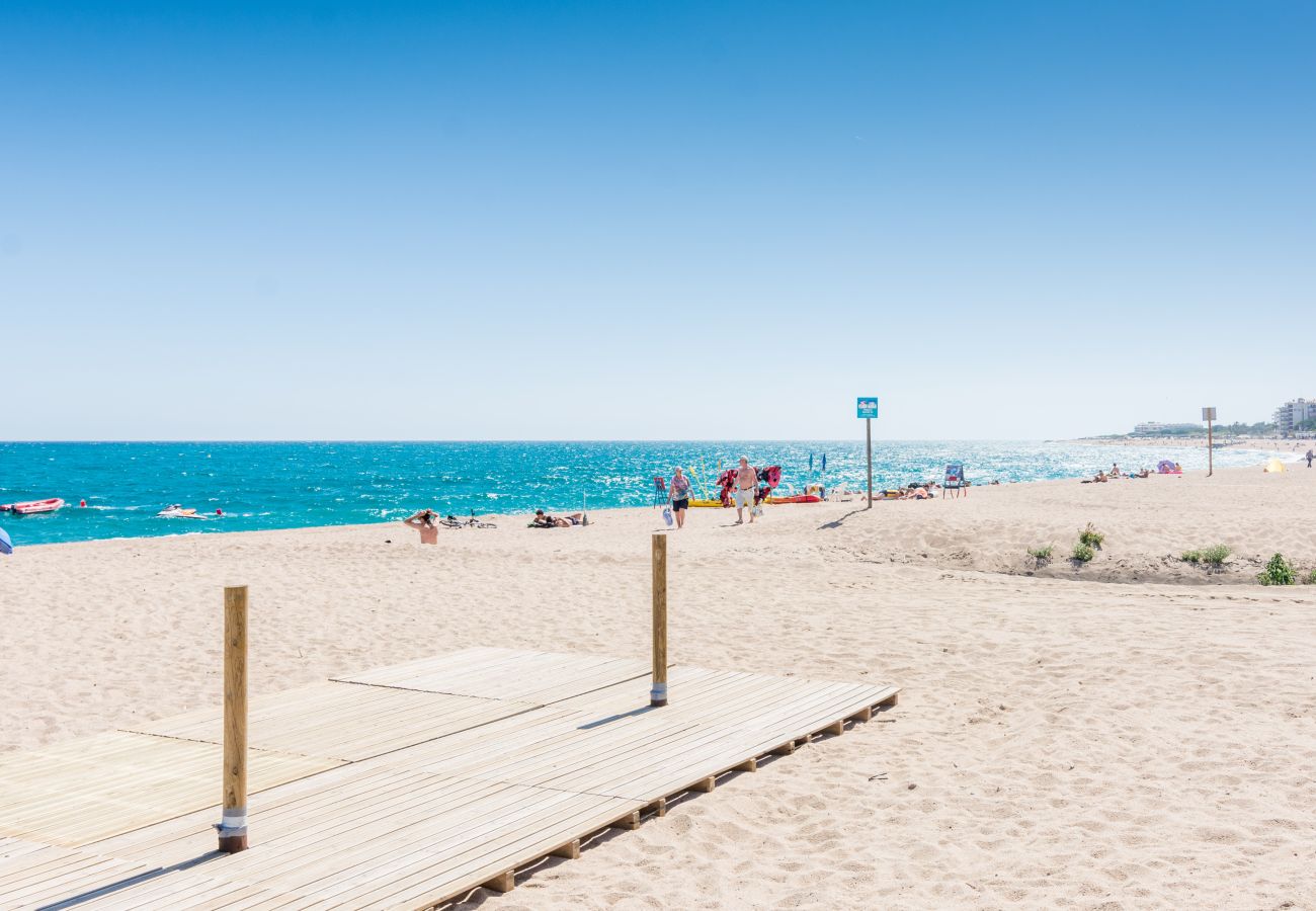 Apartamento en Malgrat de Mar - HomeHolidaysRentals Beach - Costa Barcelona