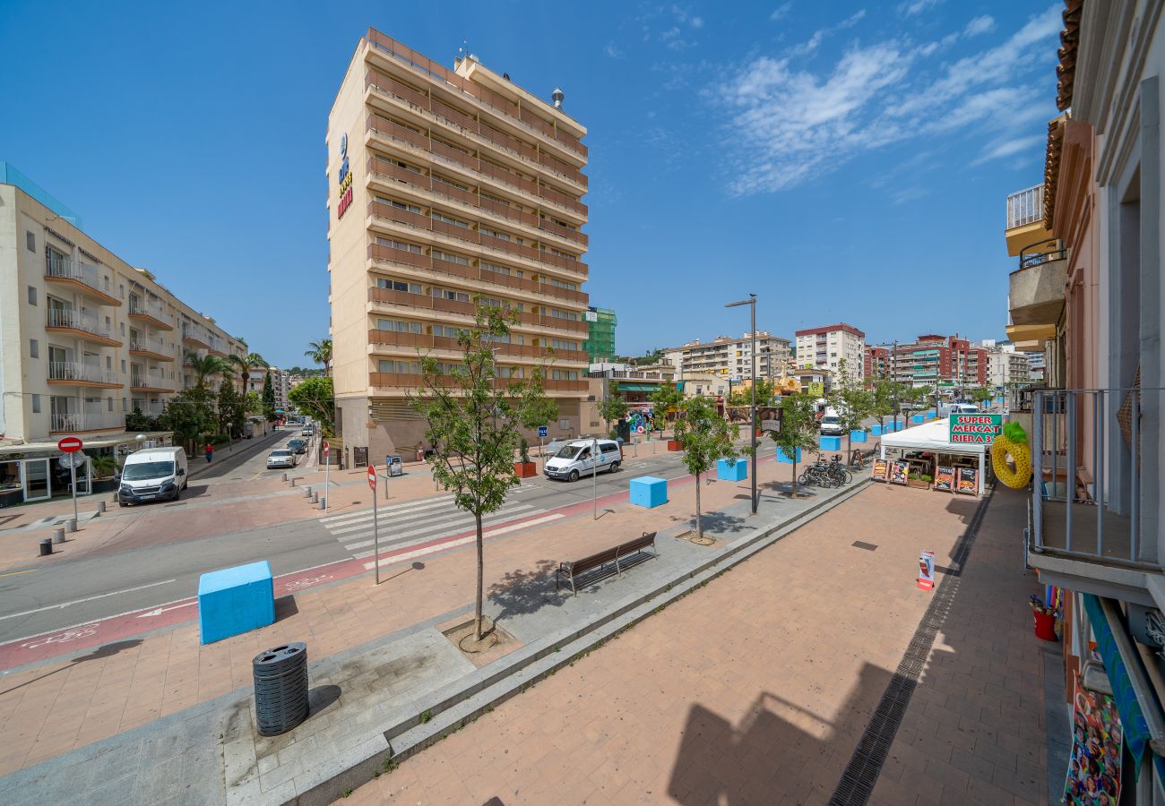 Apartamento en Calella - HomeHolidaysRentals SantMartin - Costa Barcelona