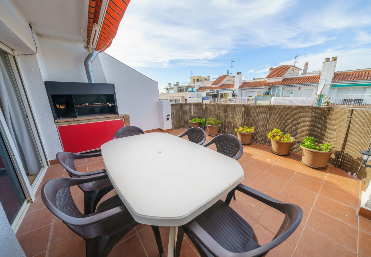 Apartamento en Pineda de Mar - HomeHolidaysRentals Elimar - Costa Barcelona