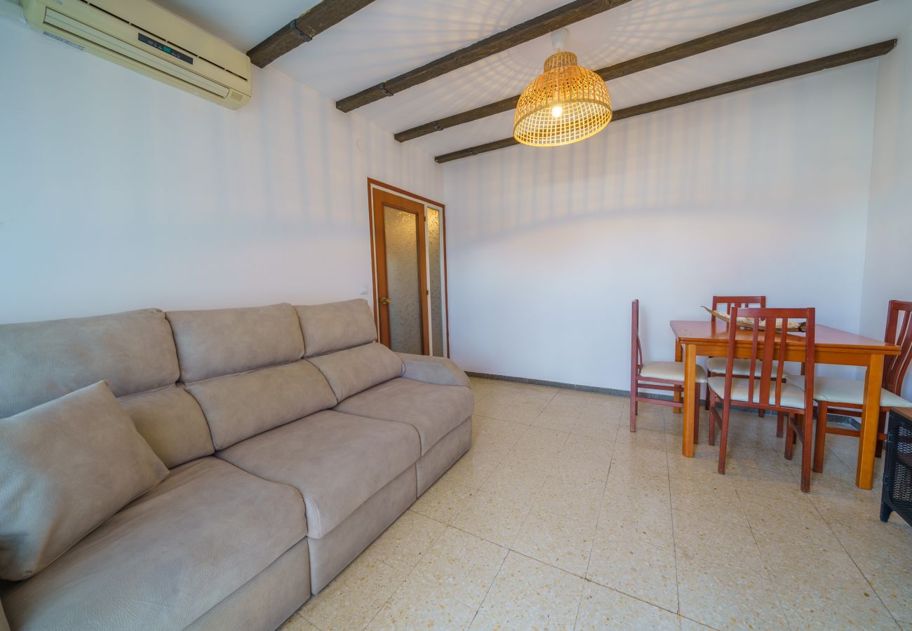 Apartamento en Pineda de Mar - HomeHolidaysRentals Elimar - Costa Barcelona