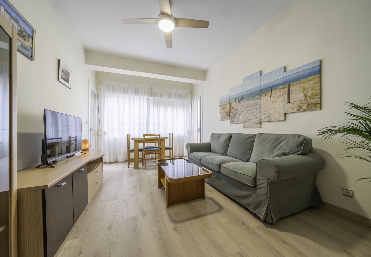 Apartamento en Pineda de Mar - HomeHolidaysRentals Noa - Costa Barcelona