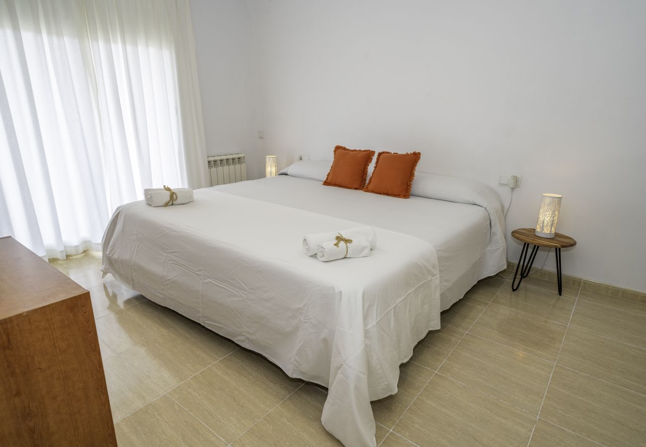 Apartamento en Pineda de Mar - HomeHolidaysRentals Belisa - Costa Barcelona