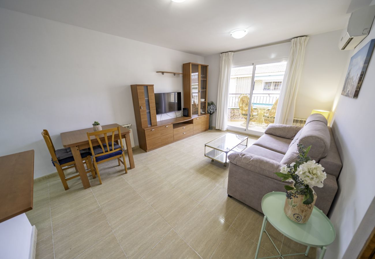 Apartamento en Pineda de Mar - HomeHolidaysRentals Belisa - Costa Barcelona