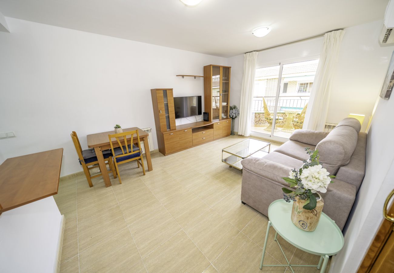 Apartamento en Pineda de Mar - HomeHolidaysRentals Belisa - Costa Barcelona