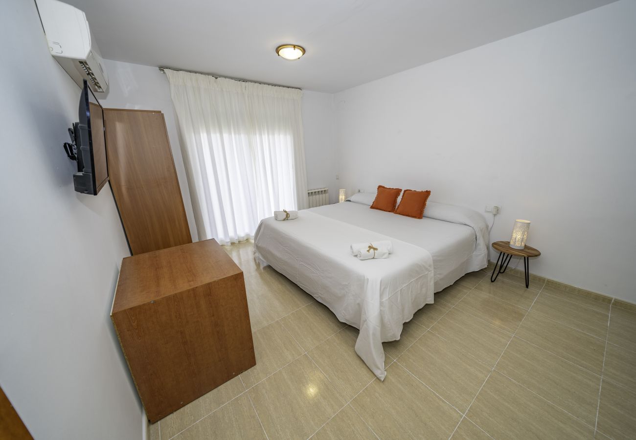 Apartamento en Pineda de Mar - HomeHolidaysRentals Belisa - Costa Barcelona