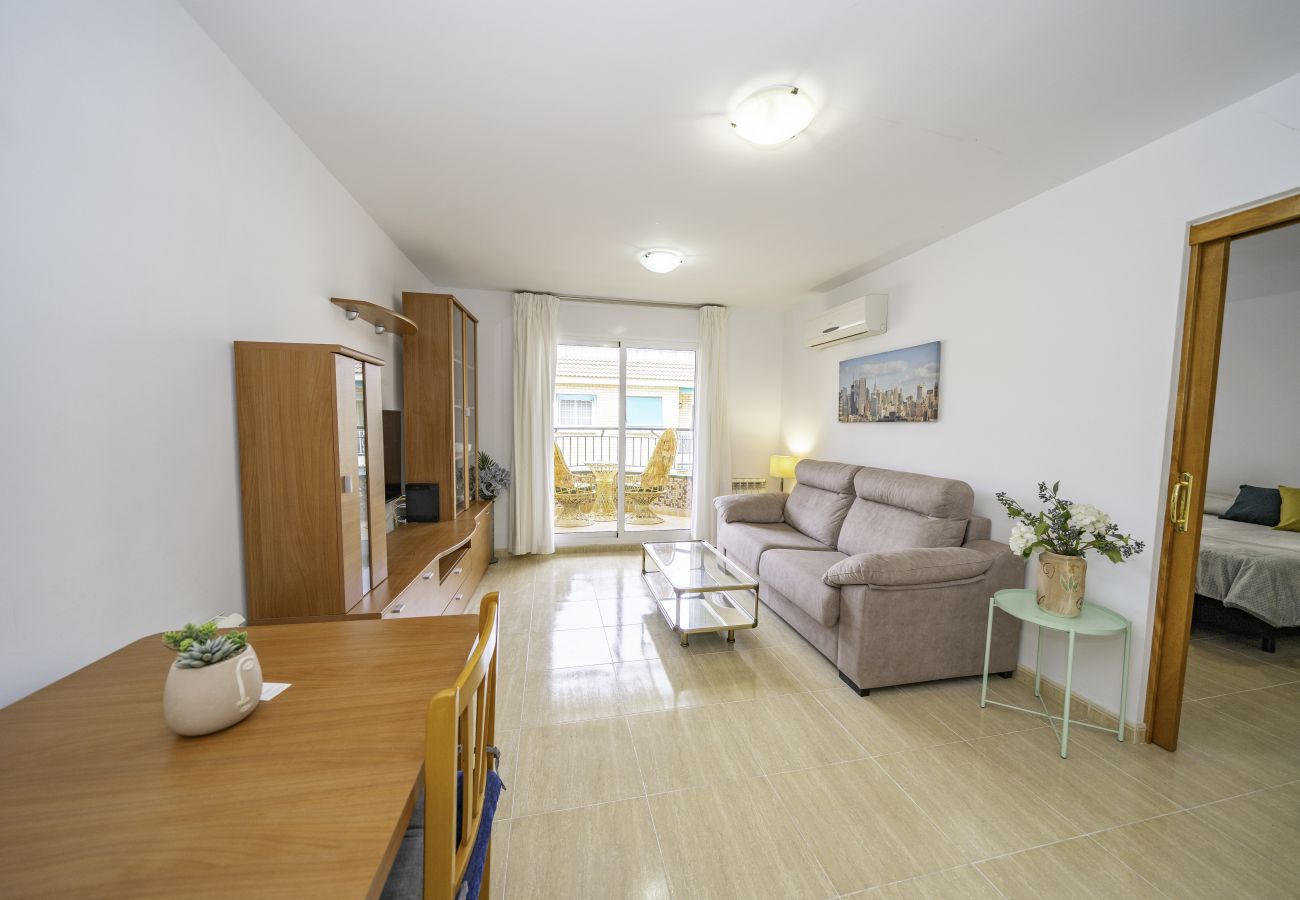 Apartamento en Pineda de Mar - HomeHolidaysRentals Belisa - Costa Barcelona