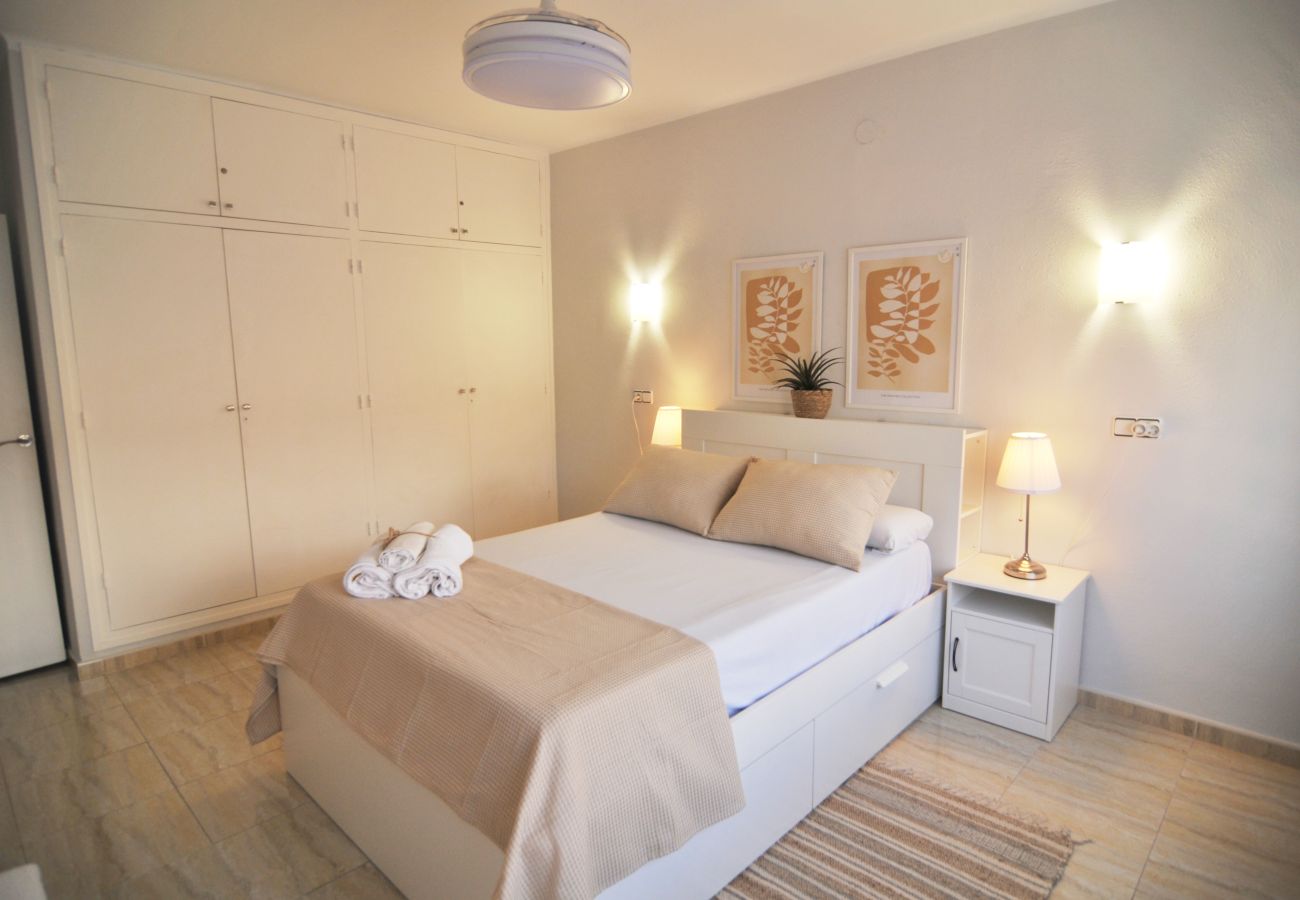 Apartamento en Pineda de Mar - HomeHolidaysRentals Blue - Costa Barcelona