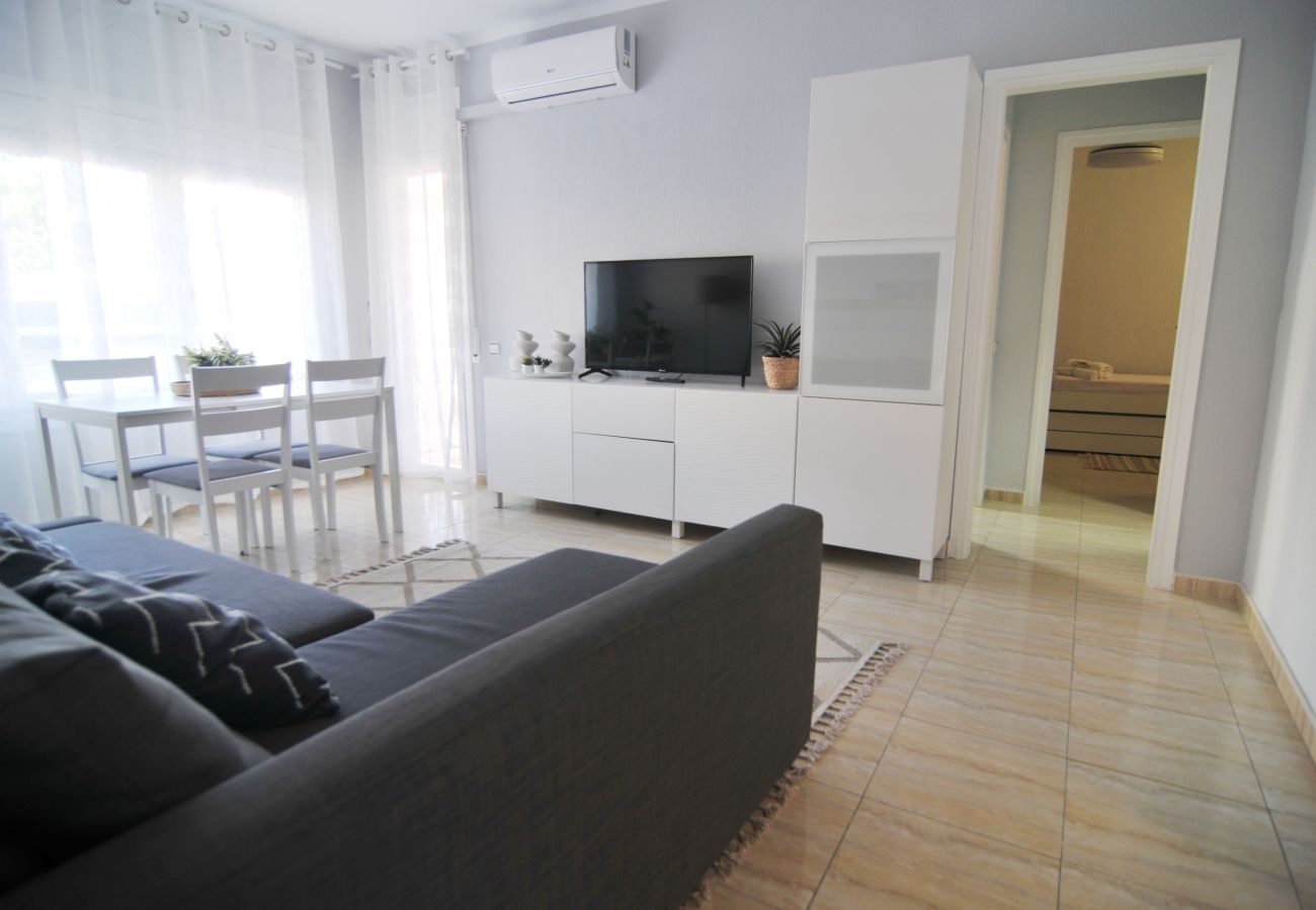 Apartamento en Pineda de Mar - HomeHolidaysRentals Blue - Costa Barcelona