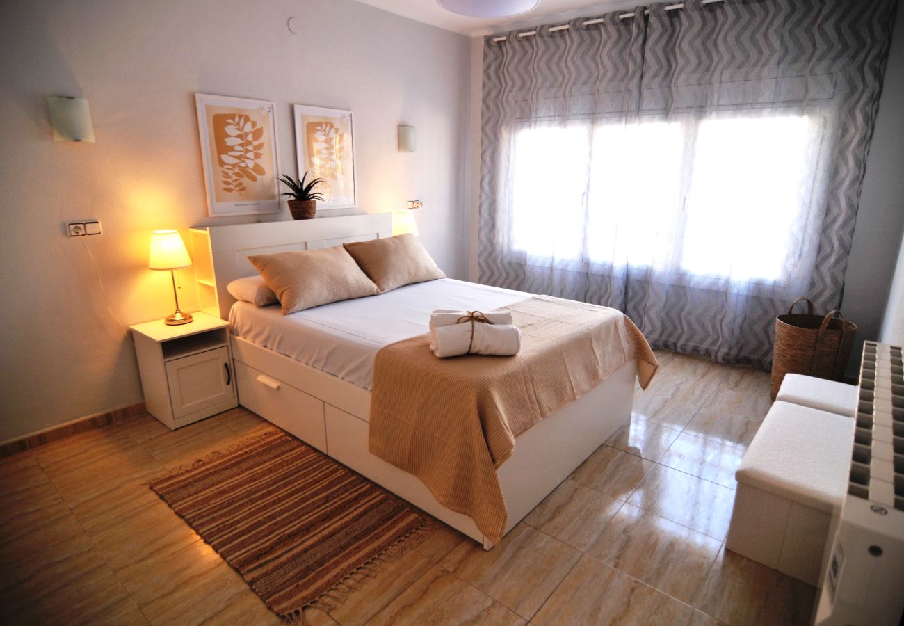 Apartamento en Pineda de Mar - HomeHolidaysRentals Blue - Costa Barcelona