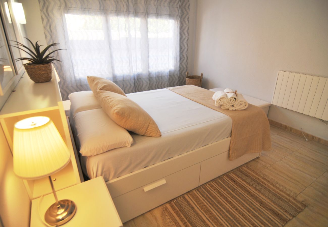 Apartamento en Pineda de Mar - HomeHolidaysRentals Blue - Costa Barcelona