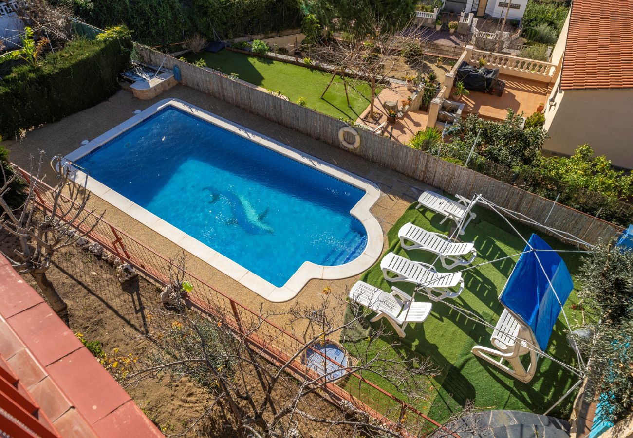 Apartamento en Sant Cebrià de Vallalta - HomeHolidaysRentals Chamorro - Costa Barcelona