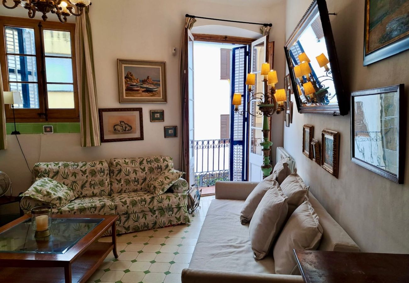 Casa adosada en Sant Pol de Mar - HomeHolidaysRentals Suria - Costa Barcelona