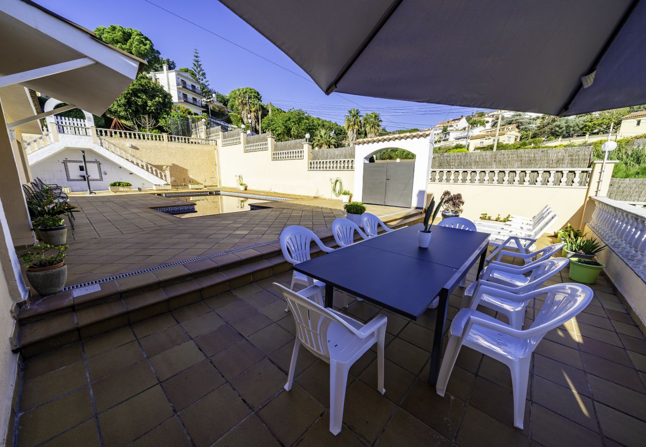 Apartament en Sant Cebrià de Vallalta - HomeHolidaysRentals Aube - Costa Barcelona