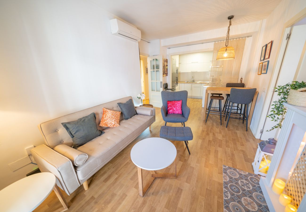 Apartament en Pineda de Mar - HomeHolidaysRentals Plume - Costa Barcelona