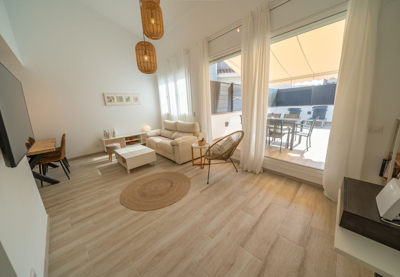 Apartament en Pineda de Mar - HomeHolidaysRentals Sound - Costa Barcelona