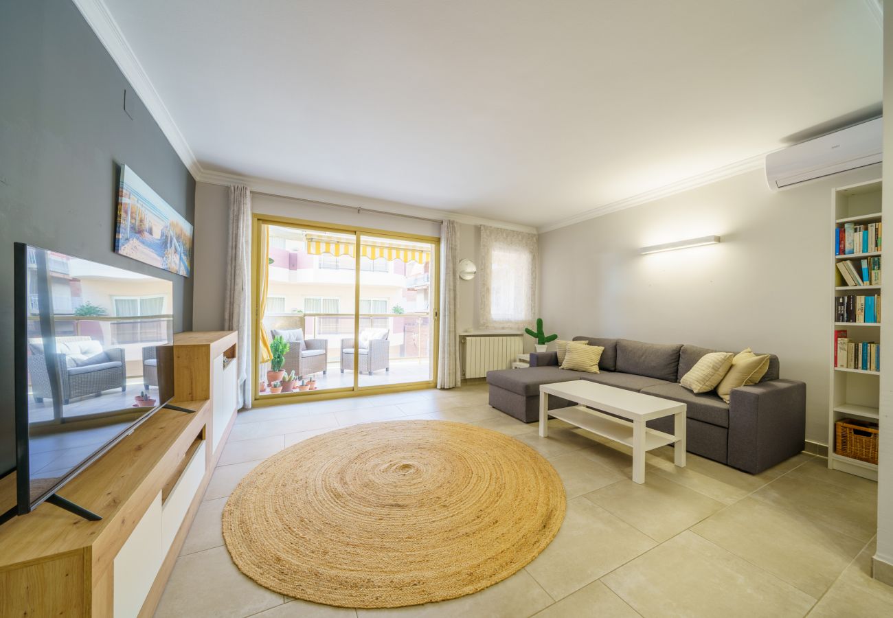 Apartament en Pineda de Mar - HomeHolidaysRentals Liberty - Costa Barcelona