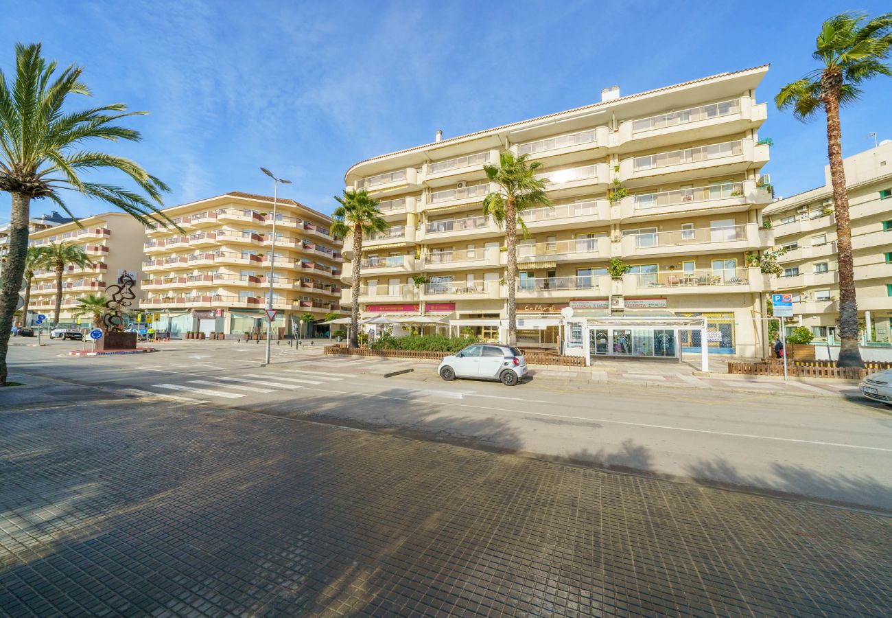 Apartament en Pineda de Mar - HomeHolidaysRentals Liberty - Costa Barcelona