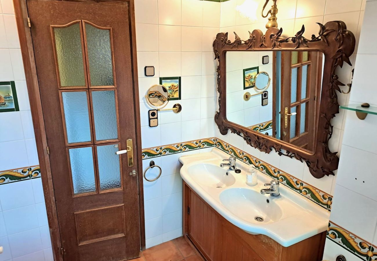 Maison mitoyenne à Sant Pol de Mar - HomeHolidaysRentals Suria - Costa Barcelona