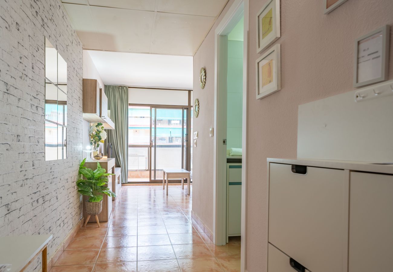 Apartment in Malgrat de Mar - HomeHolidaysRentals Barcelona-Costa Barcelona