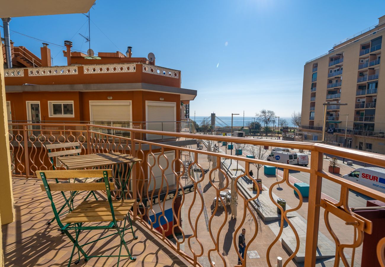 Apartment in Calella - HomeHolidaysRentals Moana - Costa Barcelona