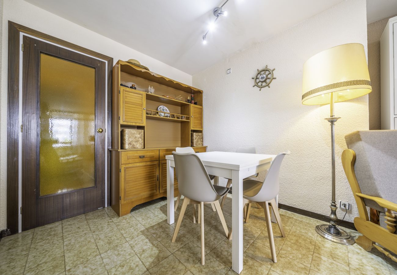 Apartment in Pineda de Mar - HomeHolidaysRentals Singular  - Costa Barcelona