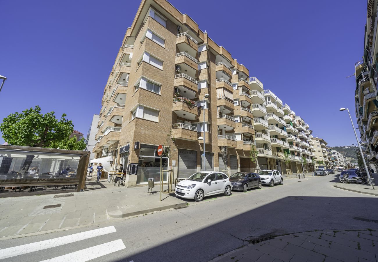 Apartment in Pineda de Mar - HomeHolidaysRentals Kala - Costa Barcelona